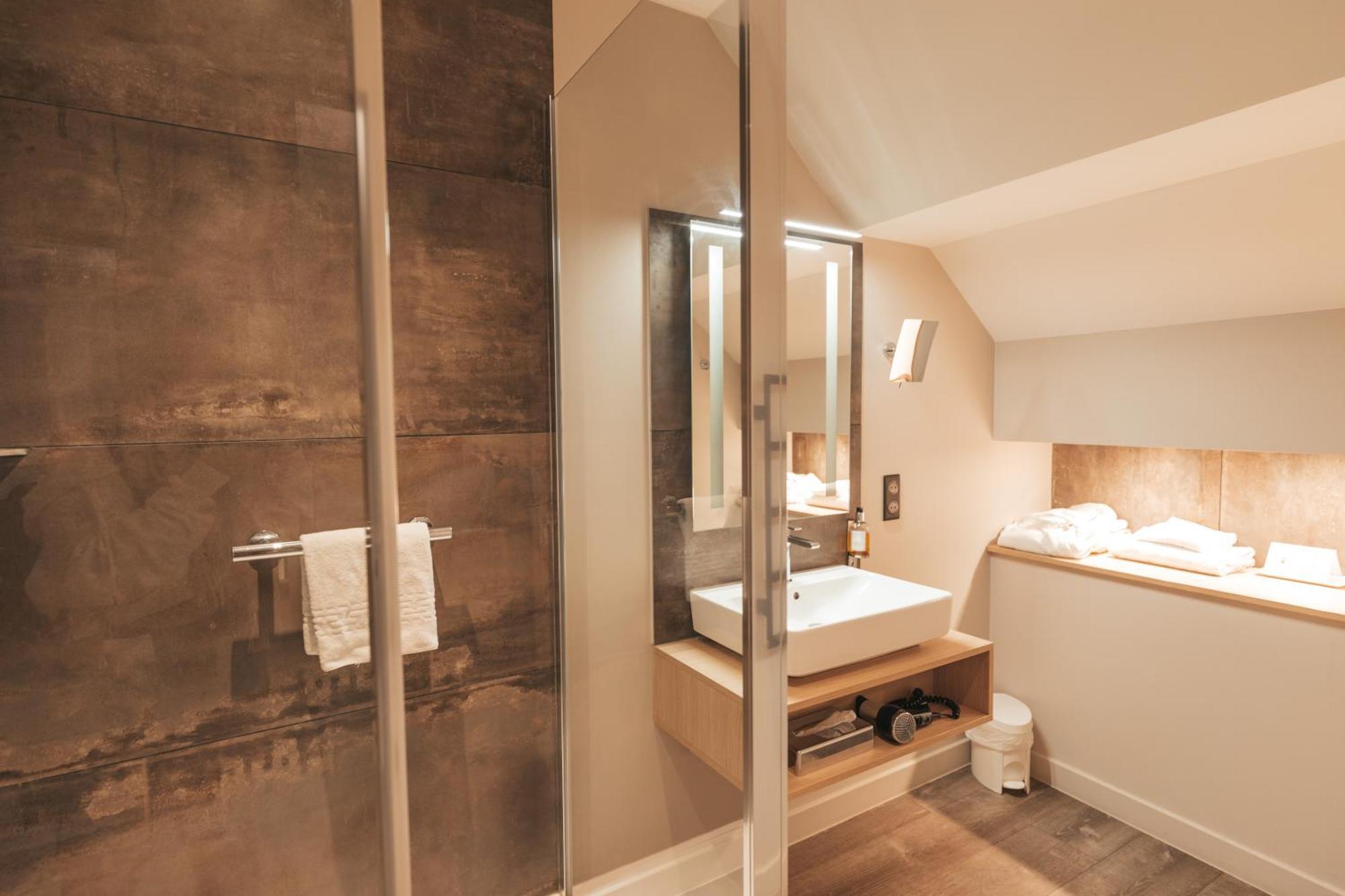 Le Dracy Hotel Et Spa Esterno foto