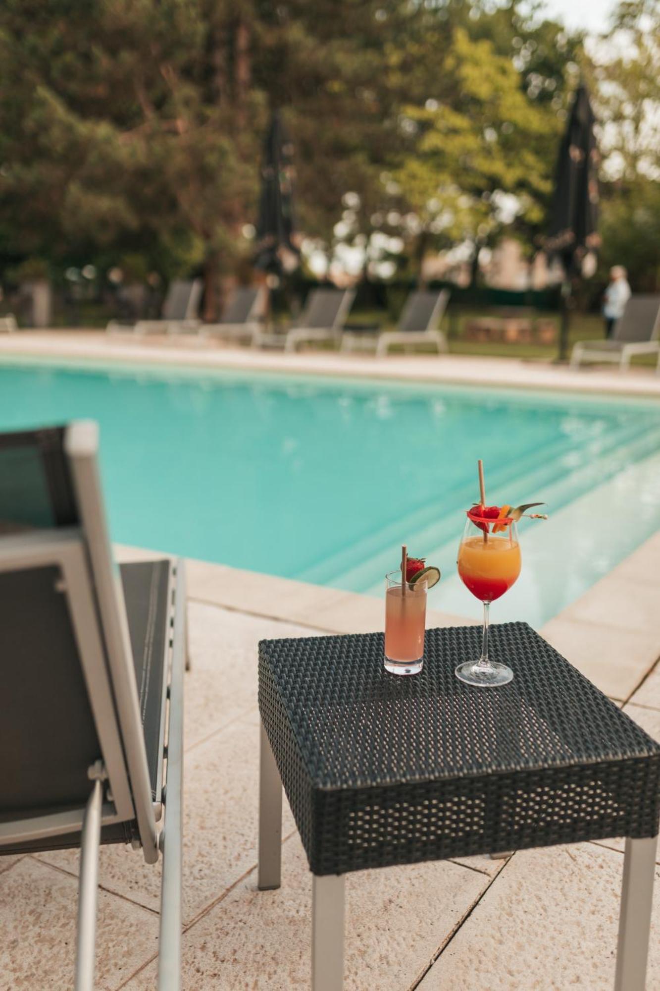 Le Dracy Hotel Et Spa Esterno foto