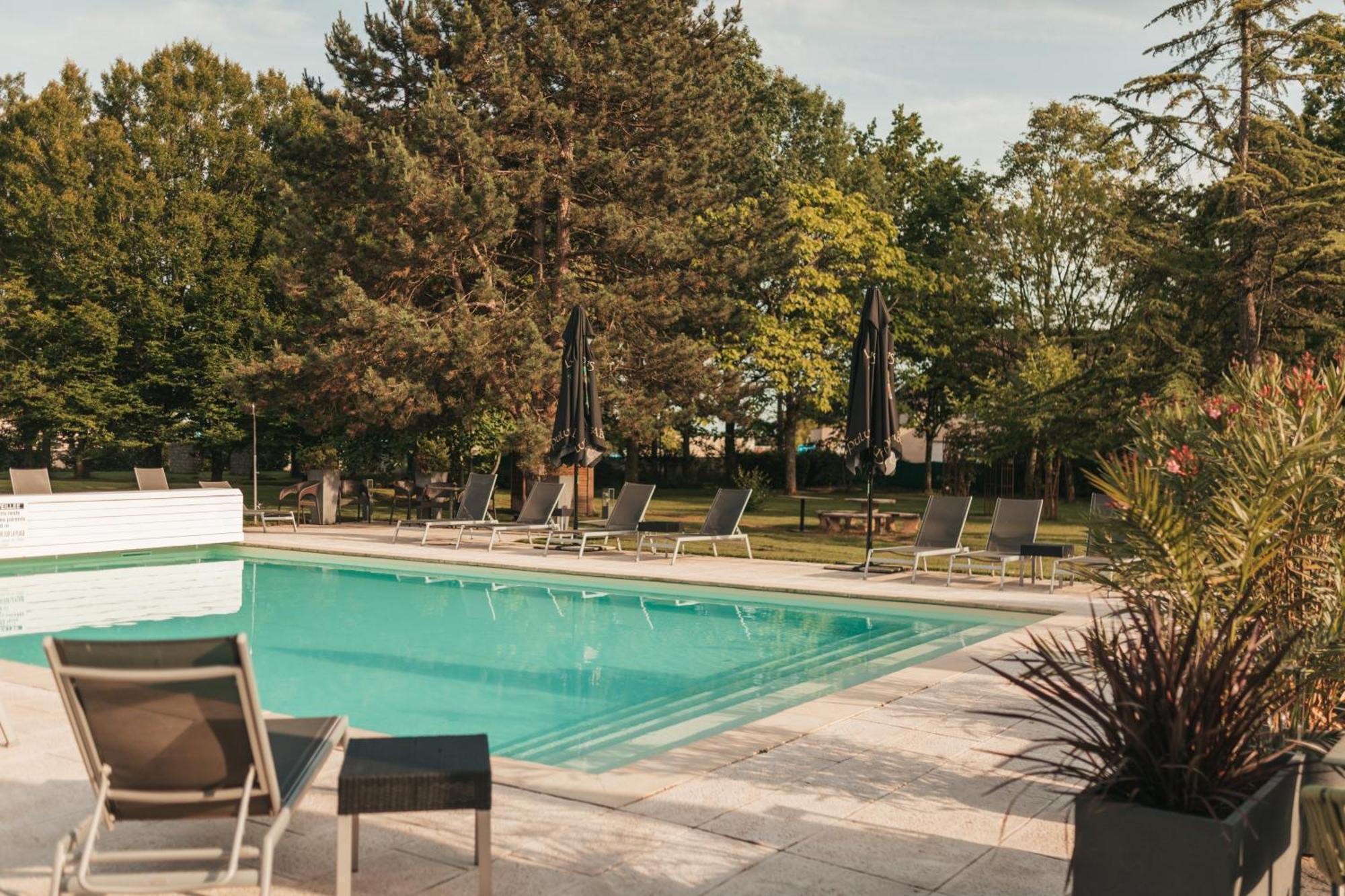 Le Dracy Hotel Et Spa Esterno foto